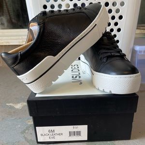 Eve platform sneakers